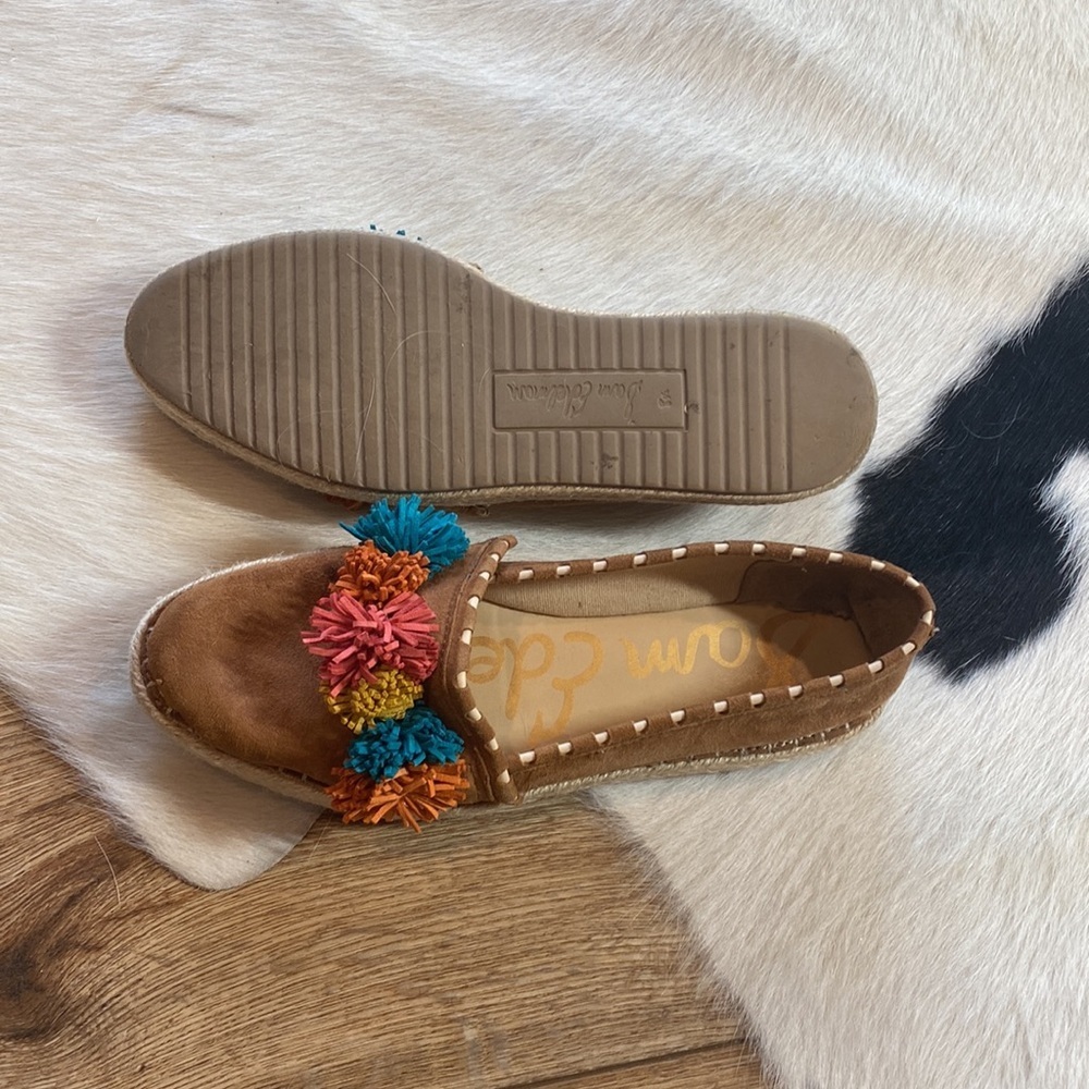 Sam Edelman Issa Espadrille flats in brown suede with multi-colored pom-poms - Picture 11 of 12